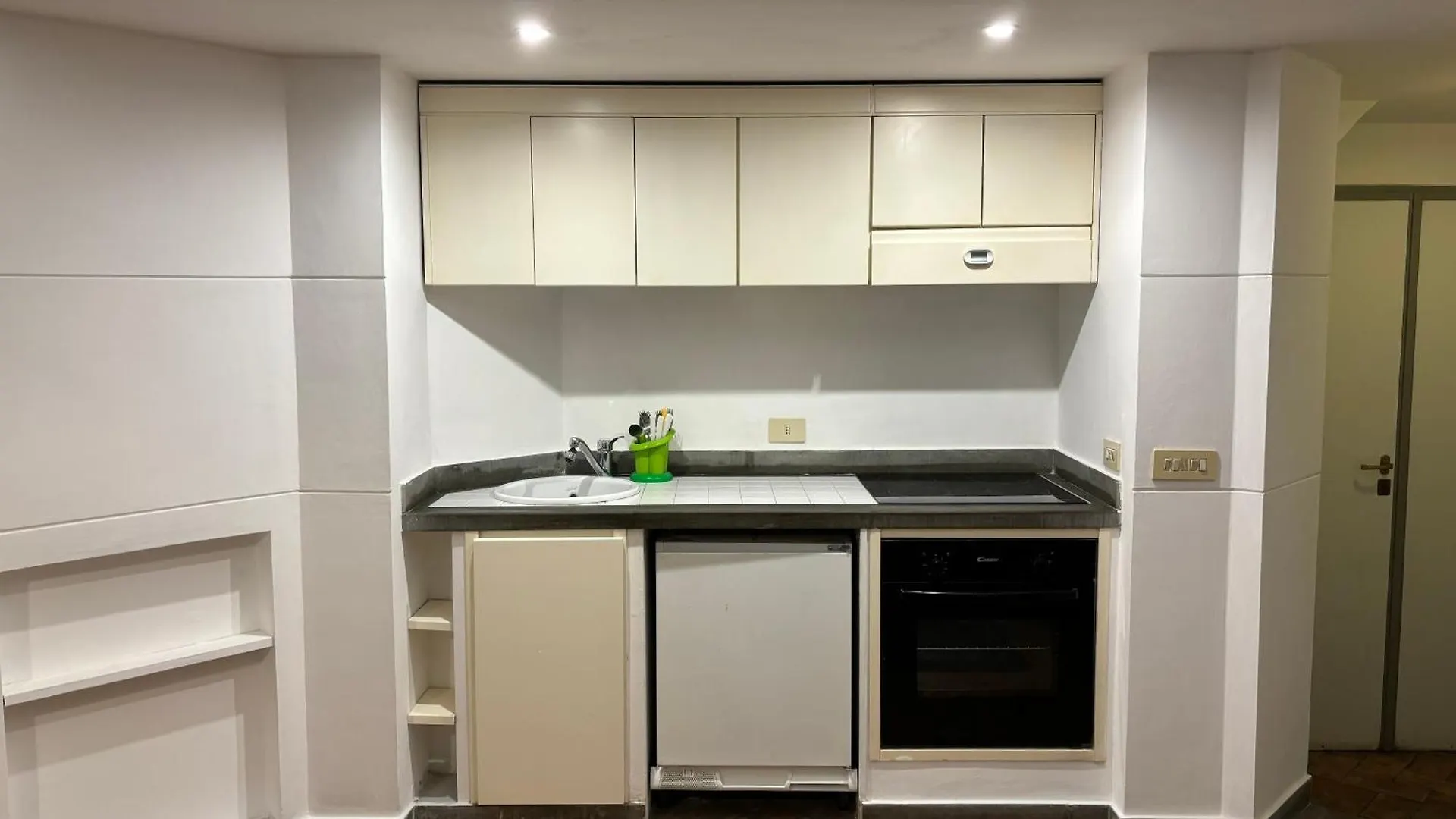 Bbb House Apartment Rome 0*,  Italy